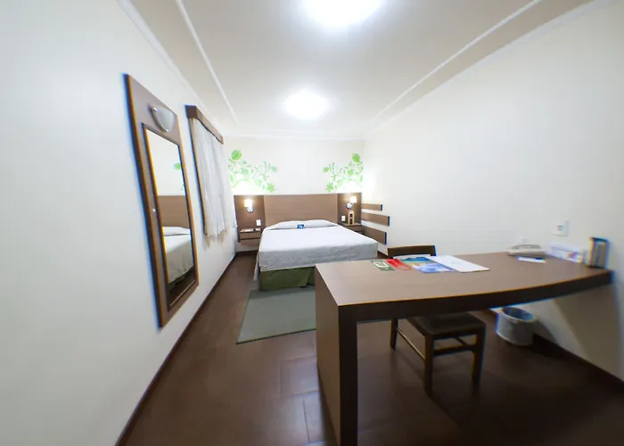 Hotel Premium Pirassununga